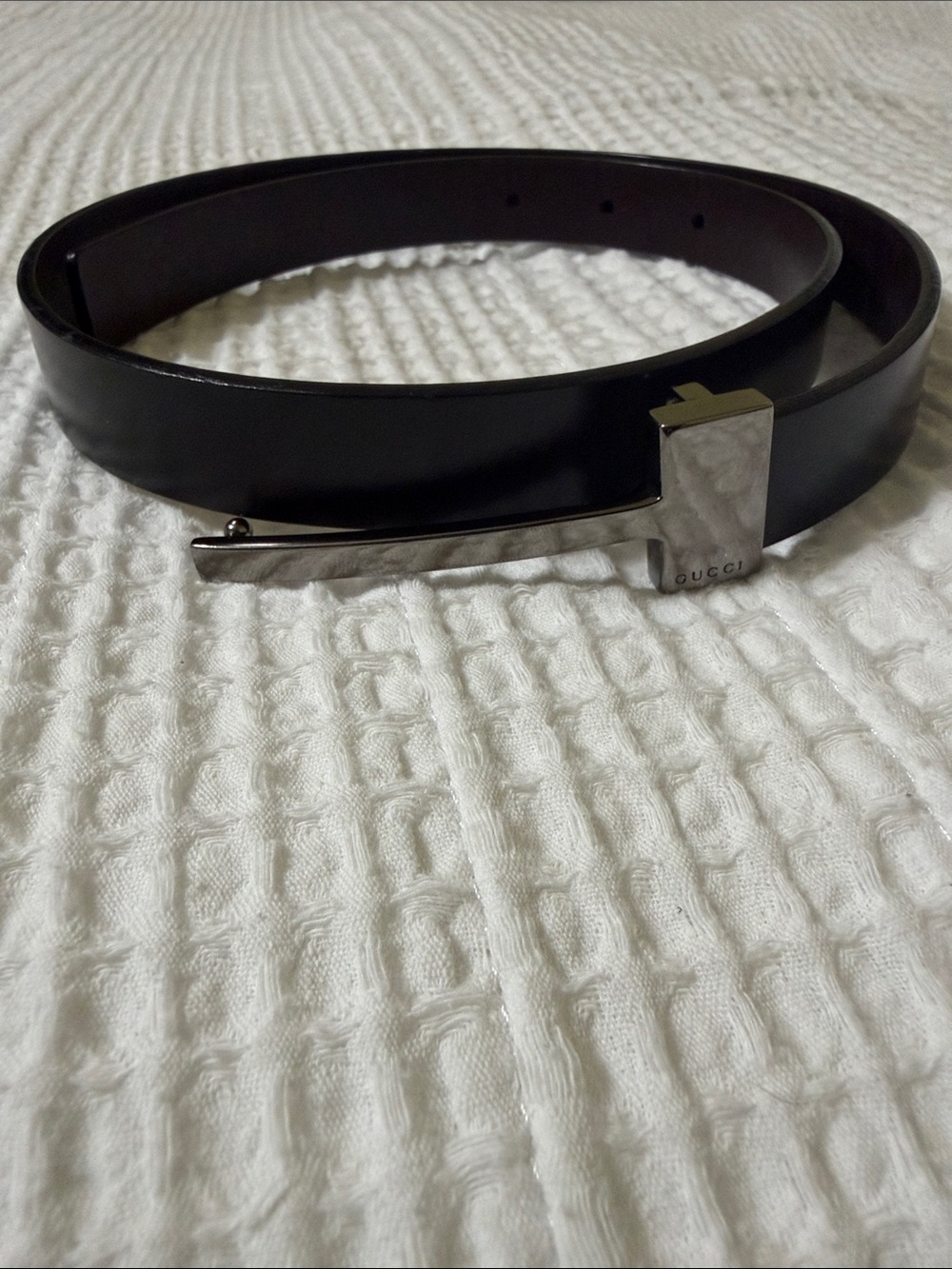Gucci Black Leather Belt with Silver-Tone T-Bar Buckle ( final sale) - Picture 1 of 3